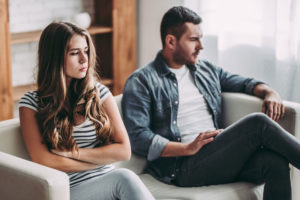 4 Signs that your Relationship Needs a Counsellor